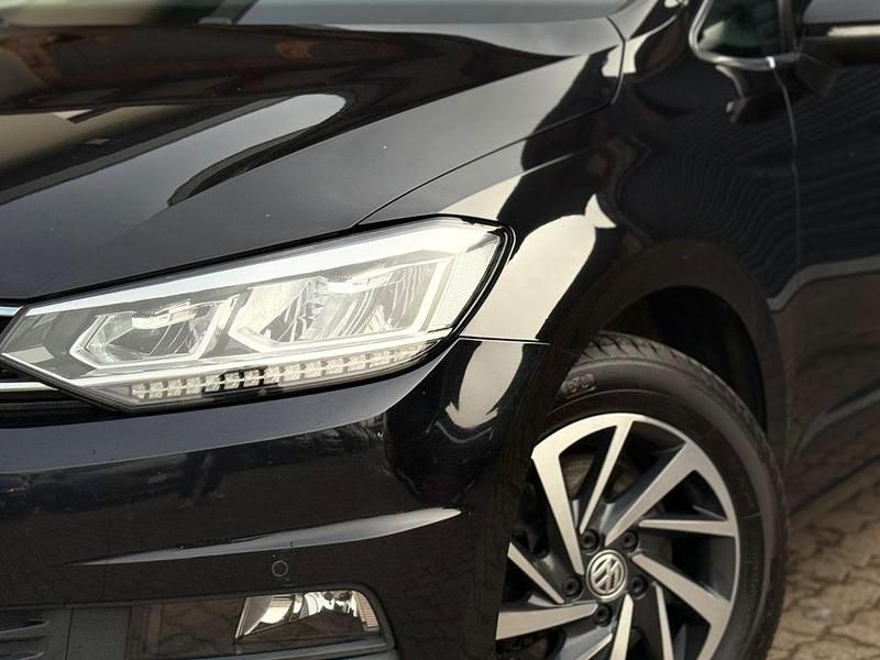 Gebraucht VW Touran Highline 150 PS (110 kW) 2017 Schwarz Van / Kleinbus