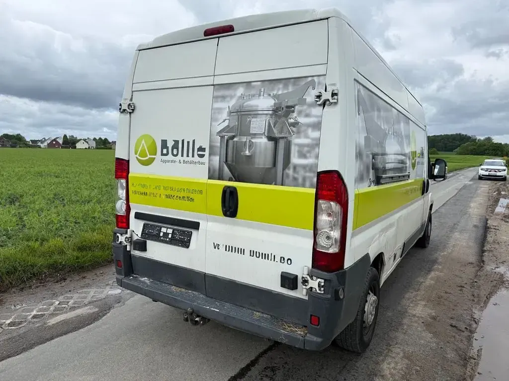 Gebraucht Peugeot Boxer 120 PS (88 kW) 2010 Weiß Van