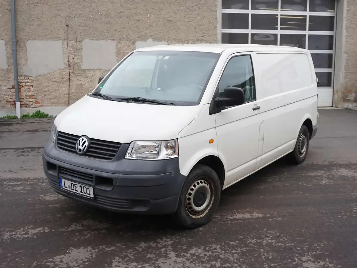 Gebraucht VW T5 105 PS (77 kW) 2005 Weiß Van
