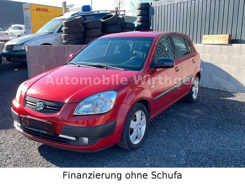 Rot Gebraucht 2007 Kia Rio EX Limousine | 3.000 € (Etwas zu teuer) - Bild 1/4