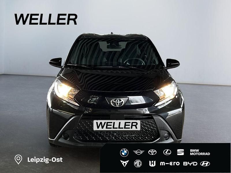 Gebraucht Toyota Aygo X Business Edition 72 PS (52 kW) 2024 Schwarz SUV