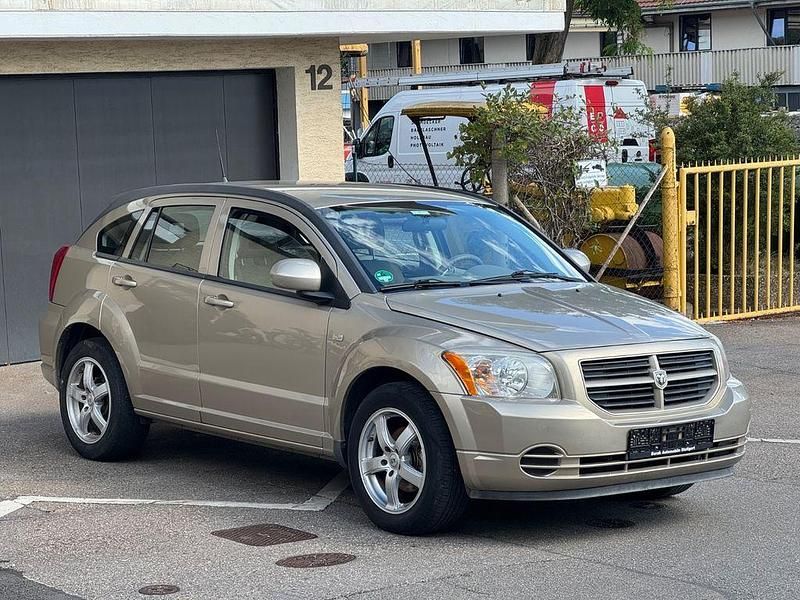 Gebraucht Dodge Caliber SE 150 PS (110 kW) 2010 Gold Kleinwagen