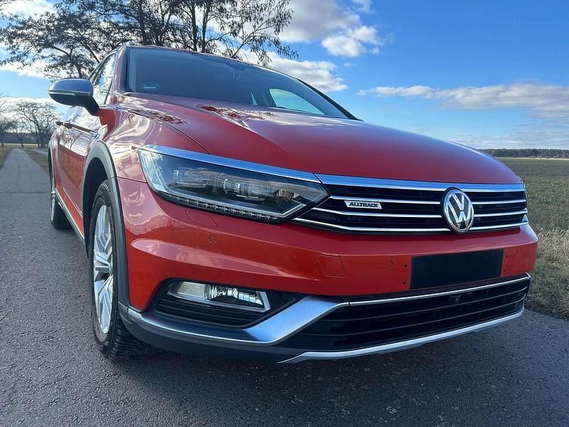 Gebraucht VW Passat Alltrack 220 PS (161 kW) 2016 Orange Kombi