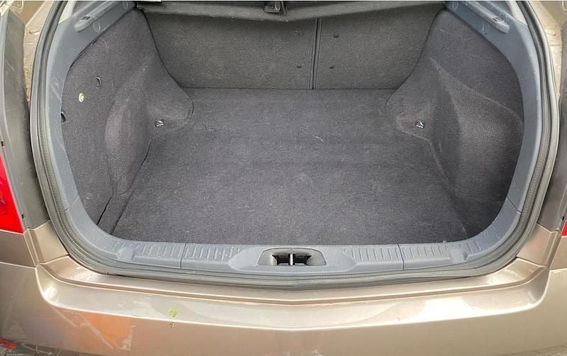 Gebraucht Nissan Primera 140 PS (102 kW) 2005 Braun Kleinwagen