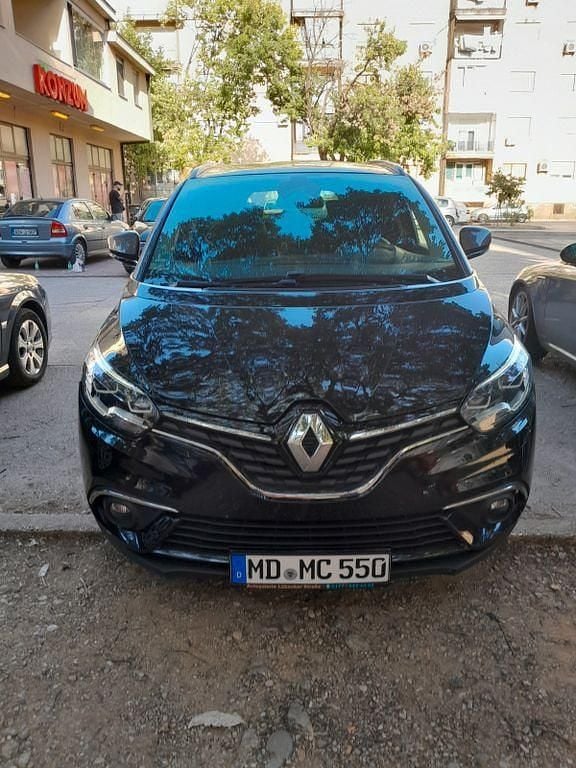 Schwarz Gebraucht 2017 Renault Grand Scénic IV Bose Edition Van / Kleinbus | 14.490 € (Guter Preis) - Bild 1/4