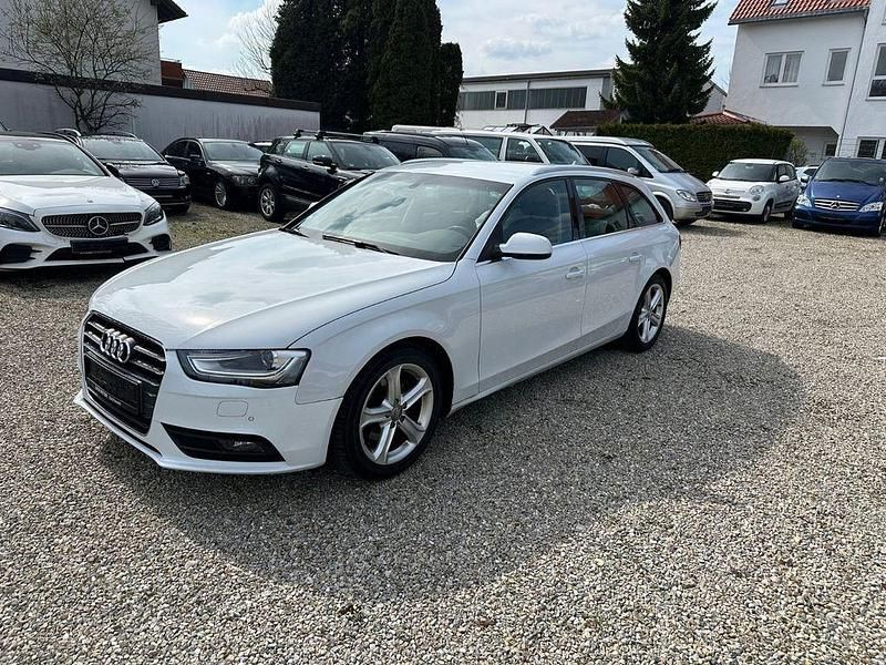 Gebraucht Audi A4 Attraction 143 PS (105 kW) 2013 Weiß Kombi