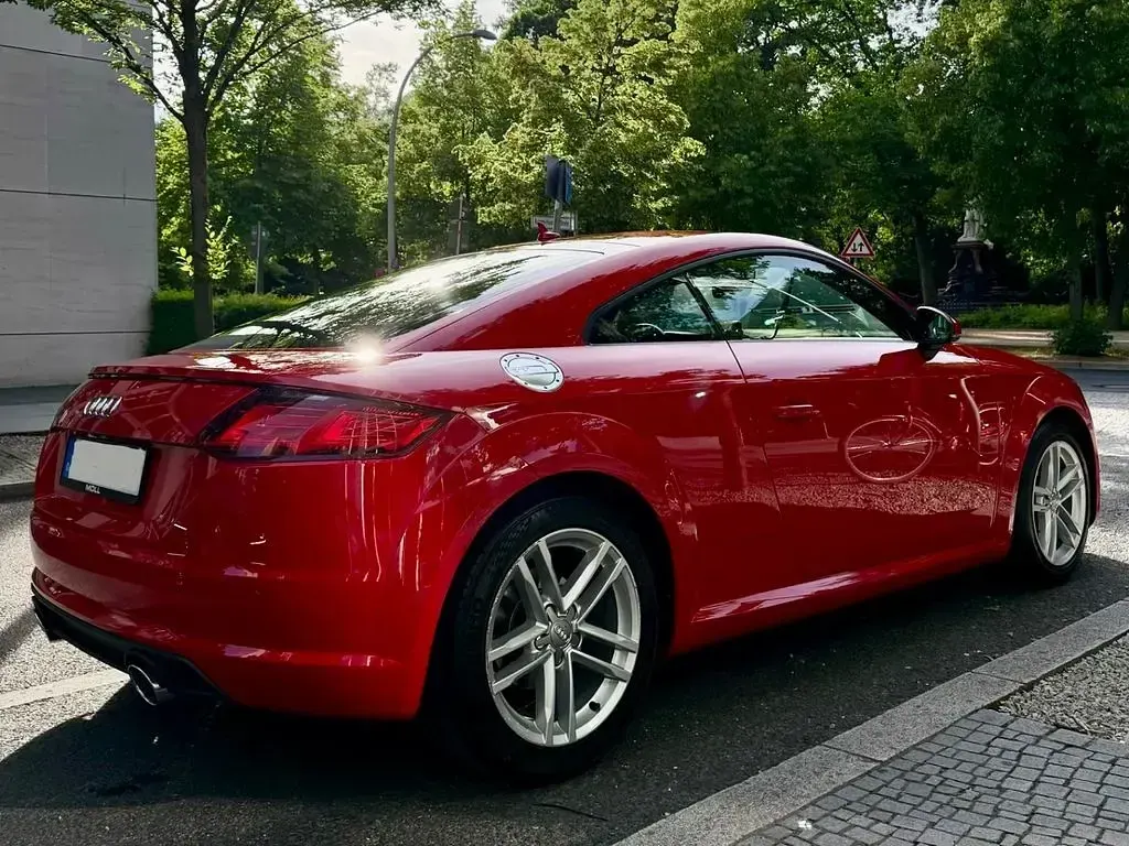 Gebraucht Audi TT Sport 179 PS (131 kW) 2017 Rot Coupé