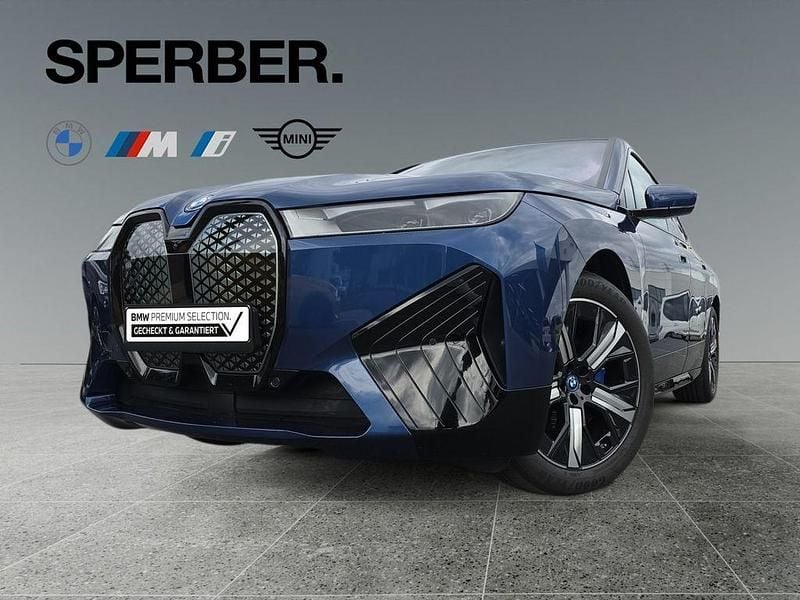 Blau Gebraucht 2022 BMW iX Sport Line SUV | 43.880 € (Superpreis) - Bild 1/4