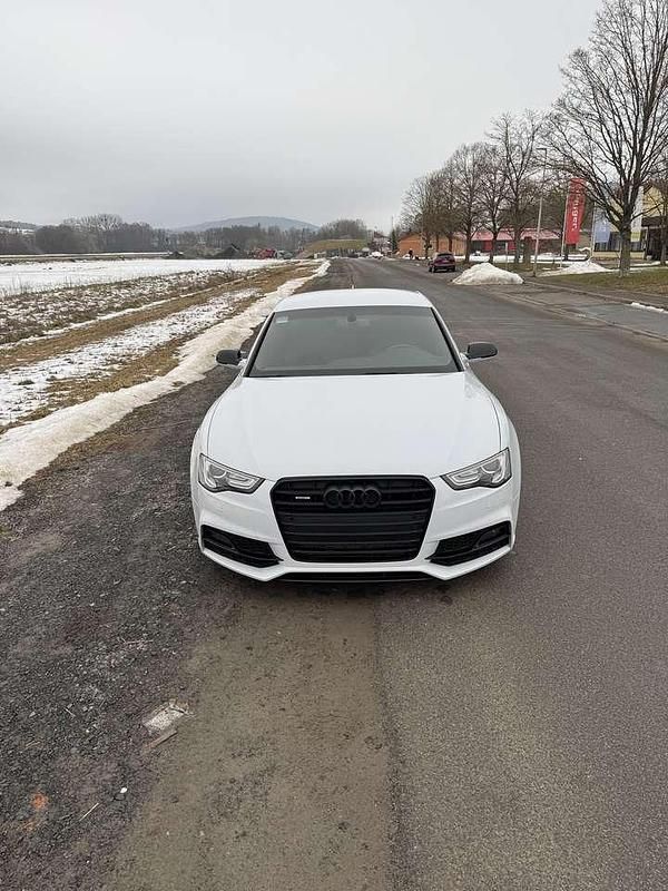 Gebraucht Audi A5 Comfort 245 PS (180 kW) 2015 Grau Coupé