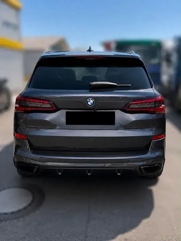 Gebraucht BMW X5 M50 Performance 530 PS (389 kW) 2022 Grau SUV