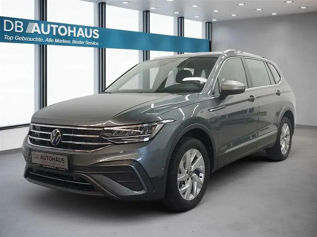 Gebraucht VW Tiguan Allspace Life 190 PS (139 kW) 2024 SUV