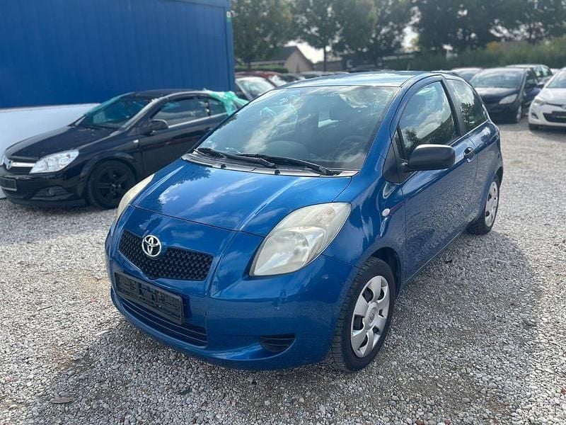 Blau Gebraucht 2007 Toyota Yaris Luna Limousine | 1.550 € (Guter Preis) - Bild 1/4