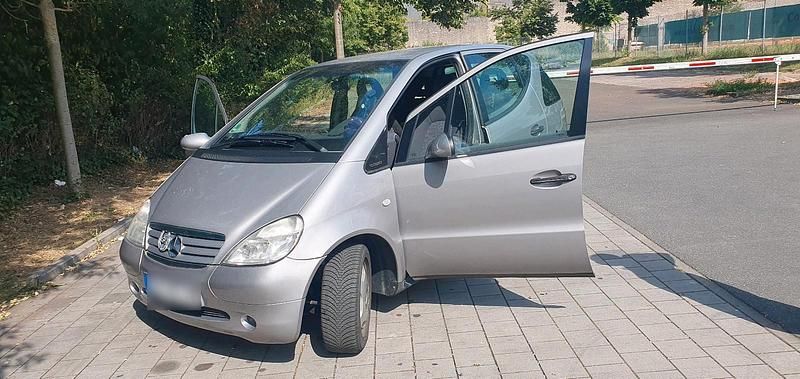 Silber Gebraucht 1999 Mercedes A160 Kleinwagen | 1.450 € (Fairer Preis) - Bild 1/4