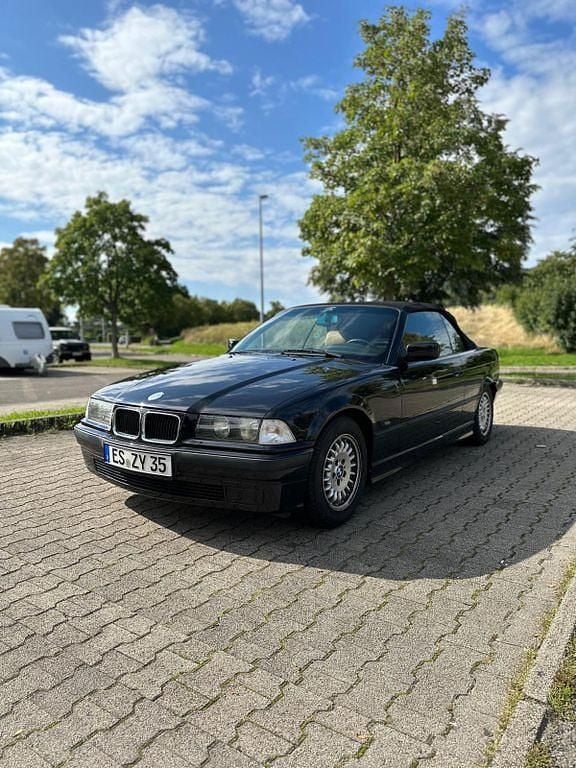 Schwarz Gebraucht 1996 BMW 318 Cabriolet Cabrio | 6.499 € (Superpreis) - Bild 1/4