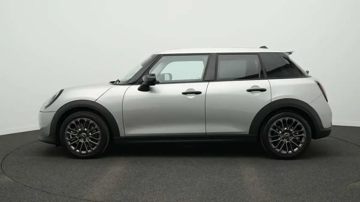 Gebraucht Mini Cooper S Classic 204 PS (150 kW) 2024 Grau Kleinwagen