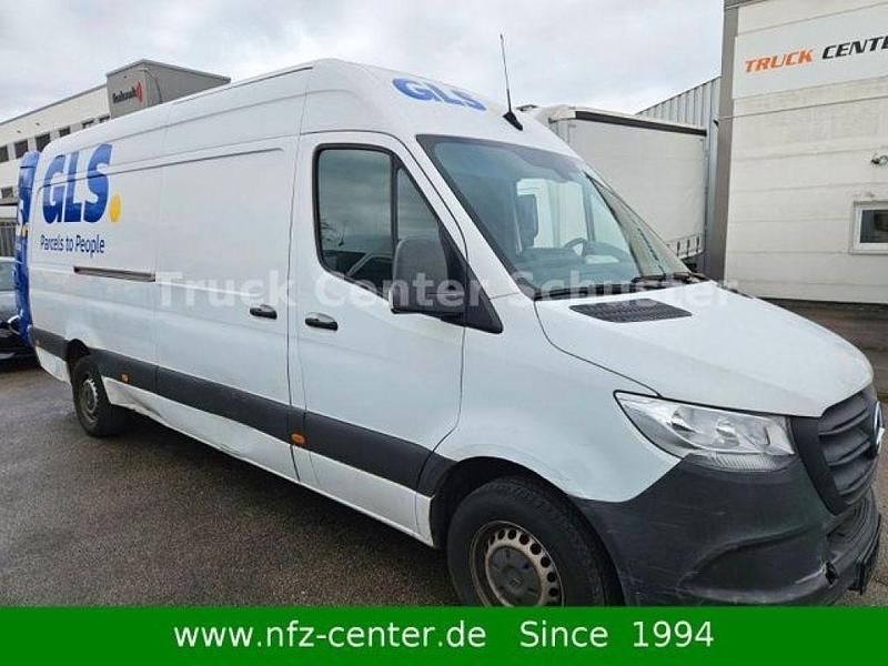 Gebraucht Mercedes Sprinter 114 PS (83 kW) 2021 Arktikweiss Van