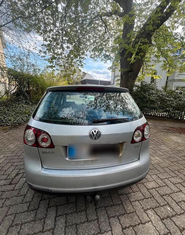 Second-hand VW Golf 105 CP (77 kW) 2006 Gri Monovolum