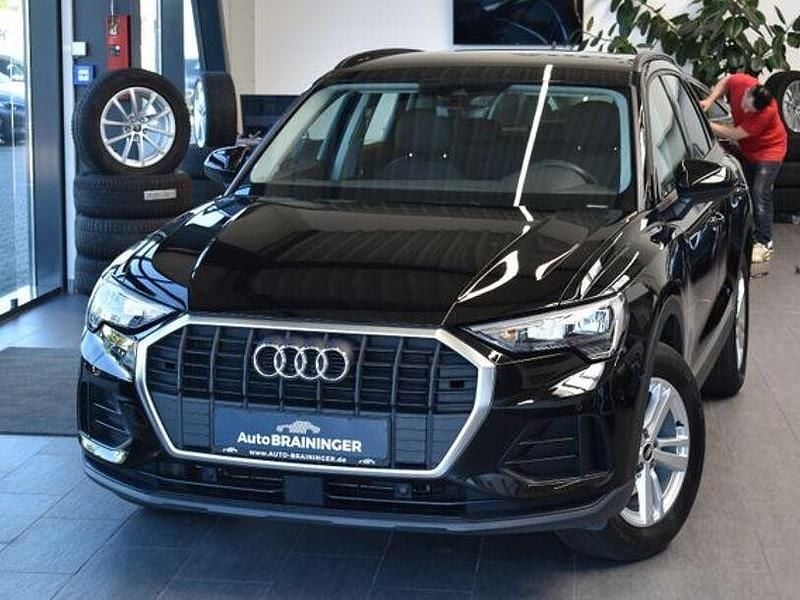 Mythosschwarz Gebraucht 2021 Audi Q3 Basis SUV | 26.980 € (Superpreis) - Bild 1/4
