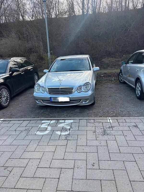 Gebraucht Mercedes C220 150 PS (110 kW) 2005 Silber Limousine