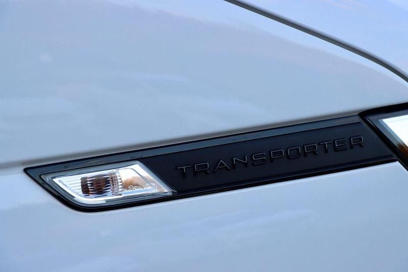 Gebraucht VW Transporter 150 PS (110 kW) 2023 Weiß Van