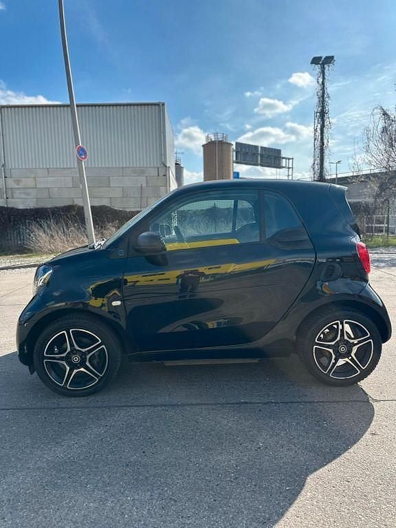 Gebraucht Smart ForTwo Electric Drive 60 kW (82 PS) 2021 Schwarz Cabrio