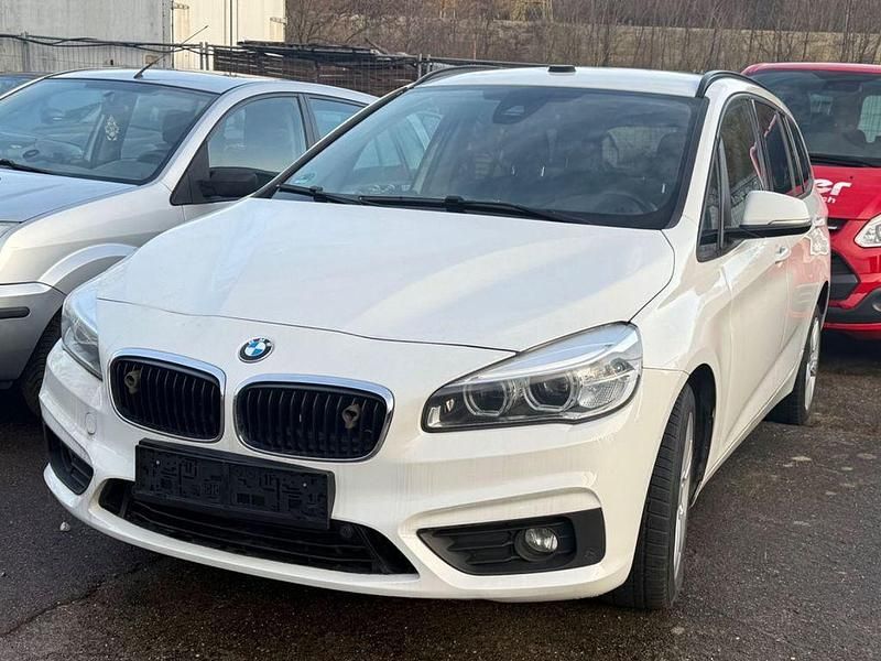Gebraucht BMW 220 Gran Tourer Advantage 190 PS (139 kW) 2017 Weiß Van / Kleinbus