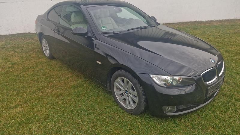 Gebraucht BMW 320 170 PS (125 kW) 2007 Schwarz Coupé