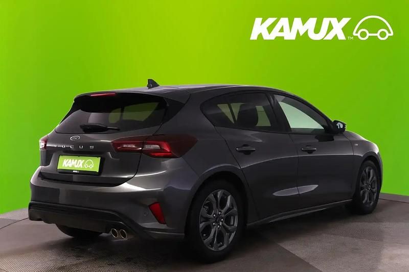 Gebraucht Ford Focus 125 PS (91 kW) 2024 Silber / grau Limousine