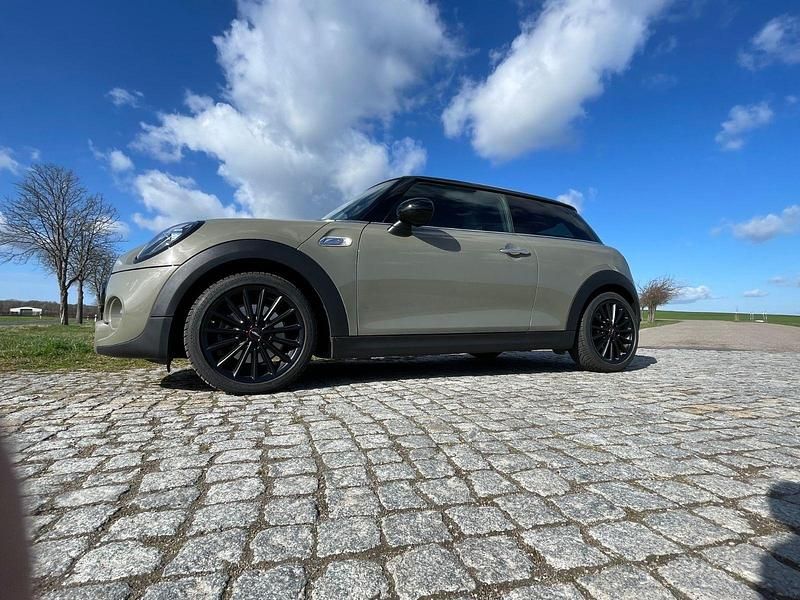 Gebraucht Mini Cooper S Chili 192 PS (141 kW) 2019 Grau Kleinwagen