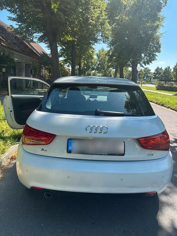 Andere farben Gebraucht 2012 Audi A1 Kleinwagen | 7.500 € (Fairer Preis) - Bild 1/4