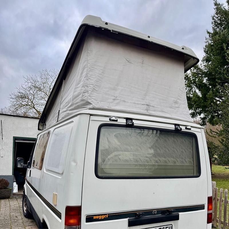 Używany Ford Transit Nugget 91 KM (66 kW) 1989 Biały Minivan
