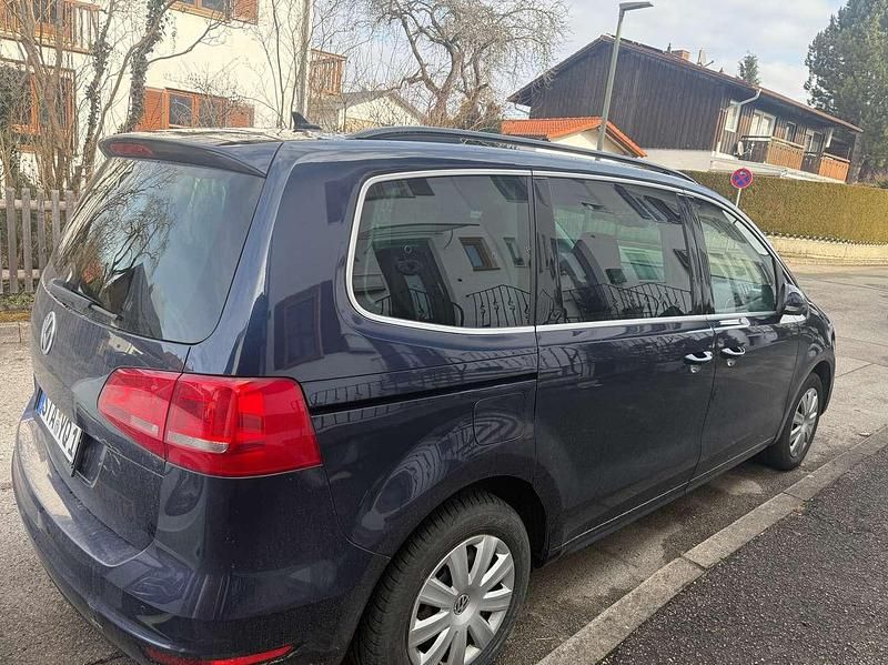 Gebraucht VW Sharan 140 PS (102 kW) 2012 Blau Van / Kleinbus