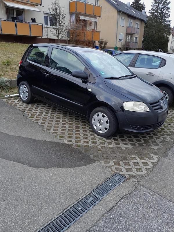 Gebraucht VW Fox 60 PS (44 kW) 2007 Schwarz Kleinwagen