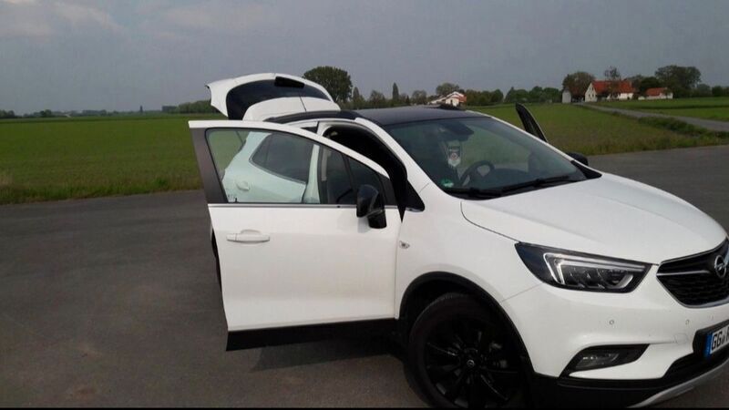 Weiß Gebraucht 2018 Opel Mokka X Color Innovation SUV | 14.299 € (Fairer Preis) - Bild 1/4
