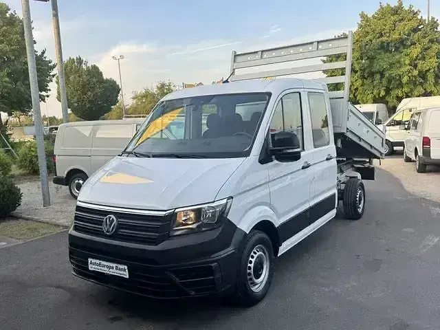 Gebraucht VW Crafter 140 PS (102 kW) 2024 Candyweiß Van