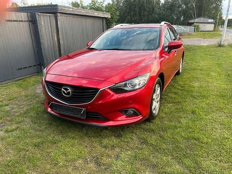 Rot Gebraucht 2013 Mazda 6 Center-Line Limousine | 7.490 € (Fairer Preis) - Bild 1/4