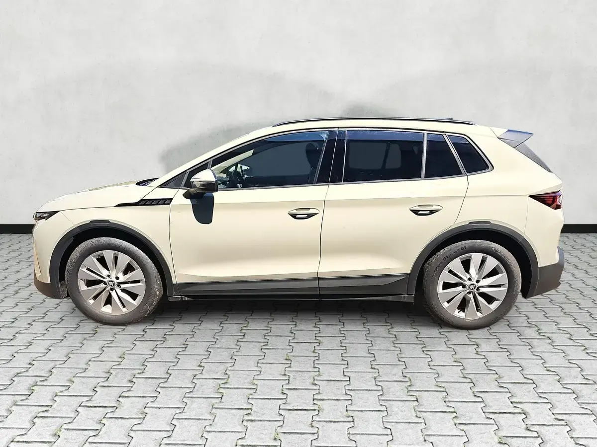 Neu Skoda Elroq Selection 150 kW (204 PS) 2026 Timianogrün SUV