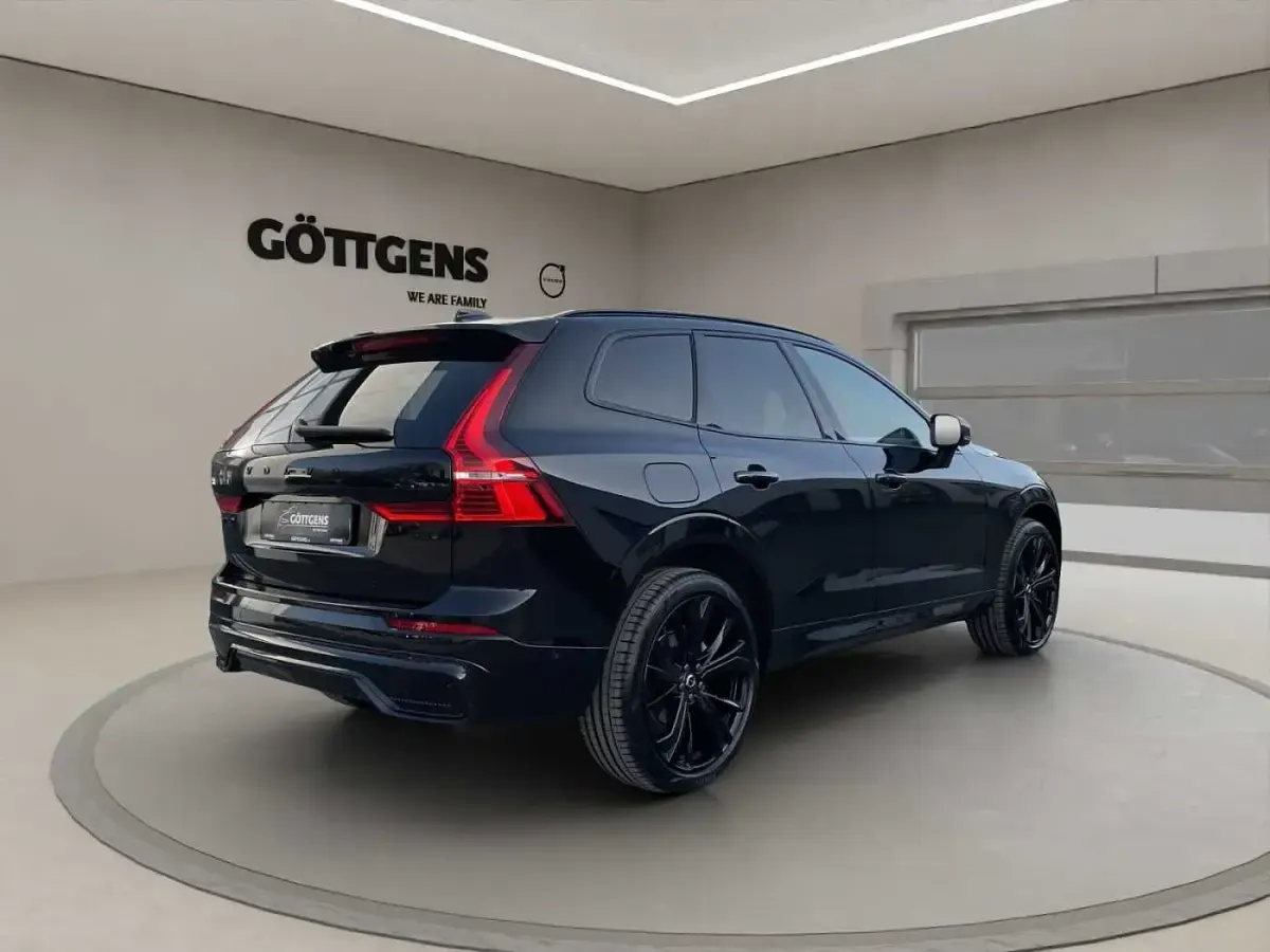 Gebraucht Volvo XC60 Ultra 250 PS (183 kW) 2025 Schwarz SUV