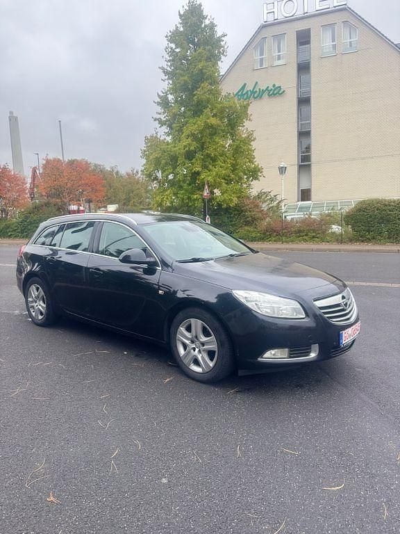 Schwarz Gebraucht 2012 Opel Insignia Selection Kombi | 3.700 € (Fairer Preis) - Bild 1/4