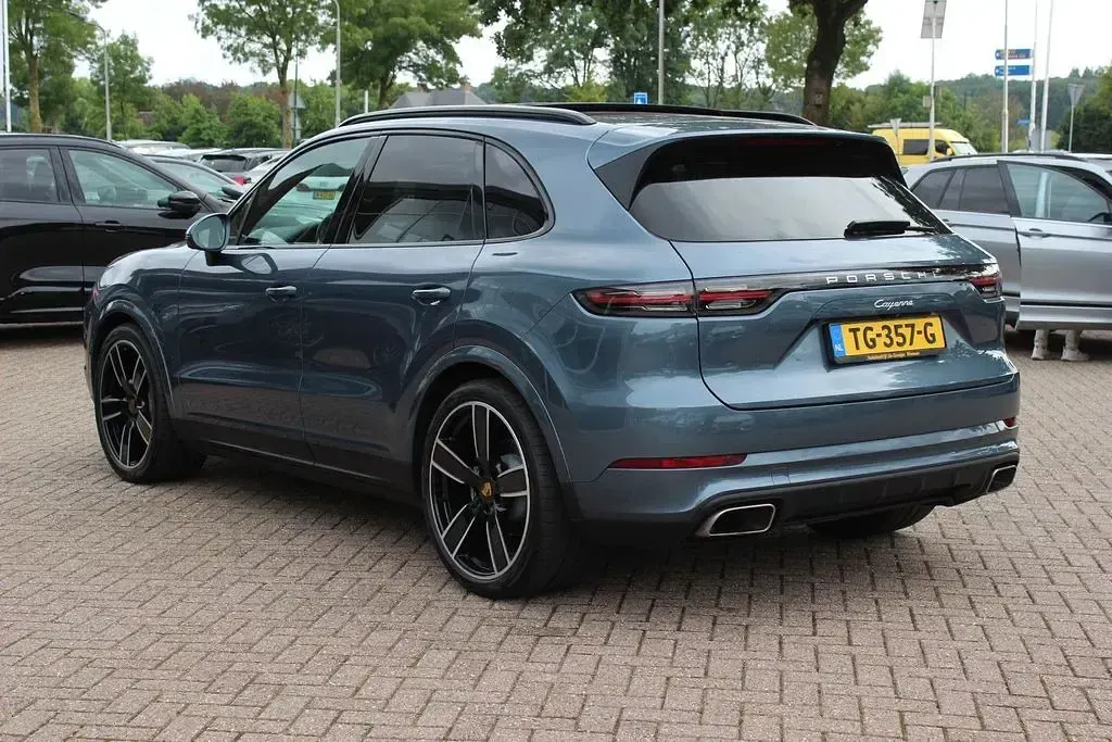 Gebraucht Porsche Cayenne 340 PS (250 kW) 2018 Blau SUV