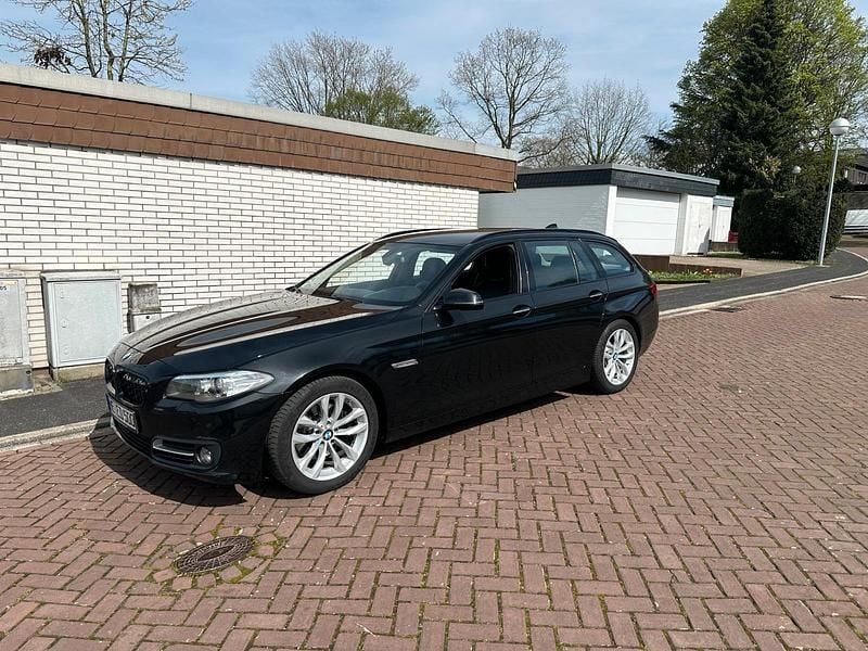 Gebraucht BMW 520 Performance 190 PS (139 kW) 2016 Schwarz Kombi