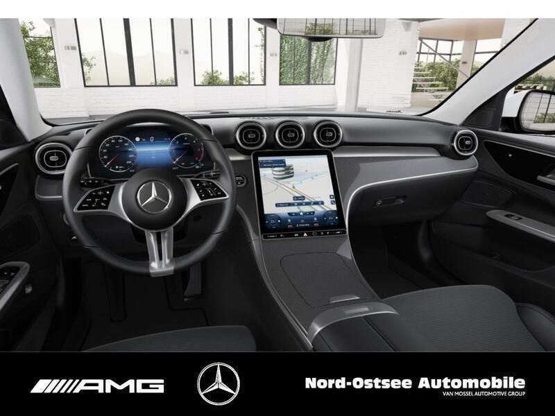 Gebraucht Mercedes C220 AMG 200 PS (147 kW) 2024 Andere farbe Kombi