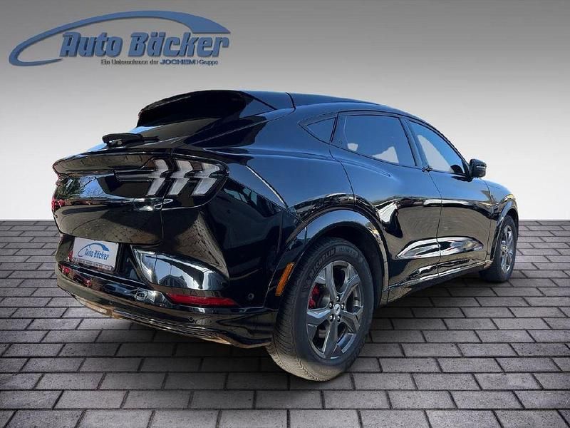 Gebraucht Ford Mustang Mach-E Basis 258 kW (351 PS) 2022 Schwarz SUV