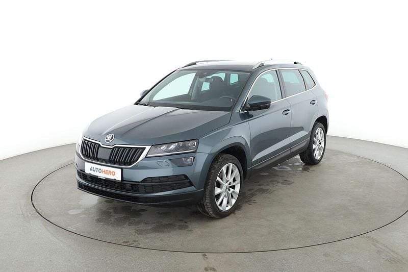 Grau Gebraucht 2019 Skoda Karoq Style SUV | 20.110 € (Fairer Preis) - Bild 1/3