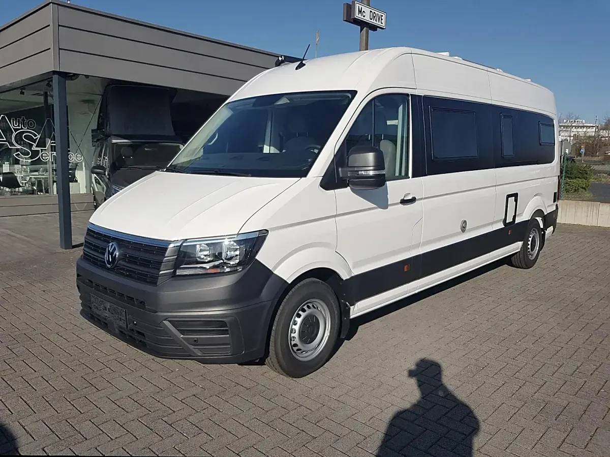 Gebraucht VW Crafter Edition 140 PS (102 kW) 2023 Weiss Van
