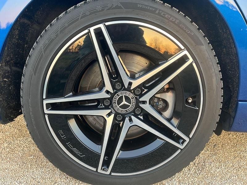 Gebraucht Mercedes C300e AMG 313 PS (230 kW) 2022 Blau Kombi