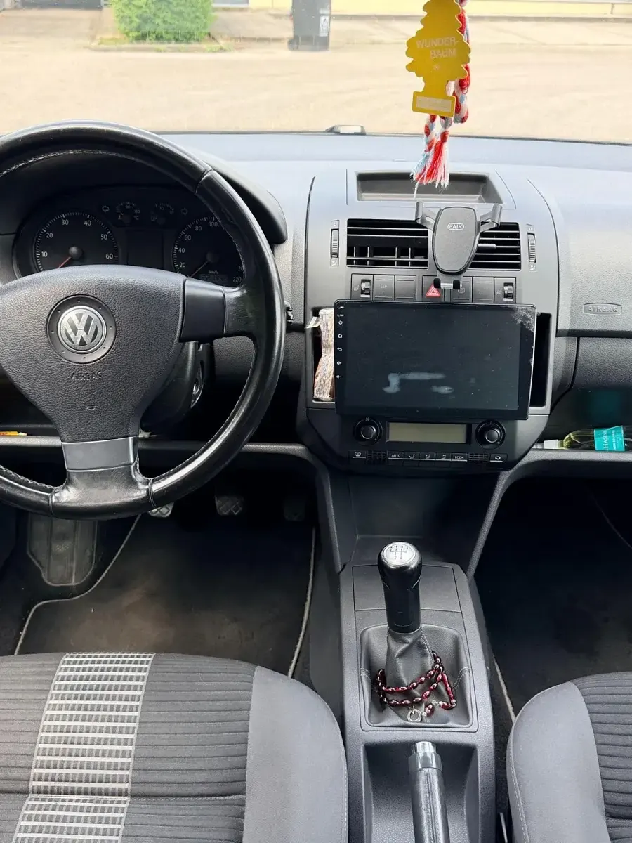 Gebraucht VW Polo 64 PS (47 kW) 2009 Schwarz Kleinwagen