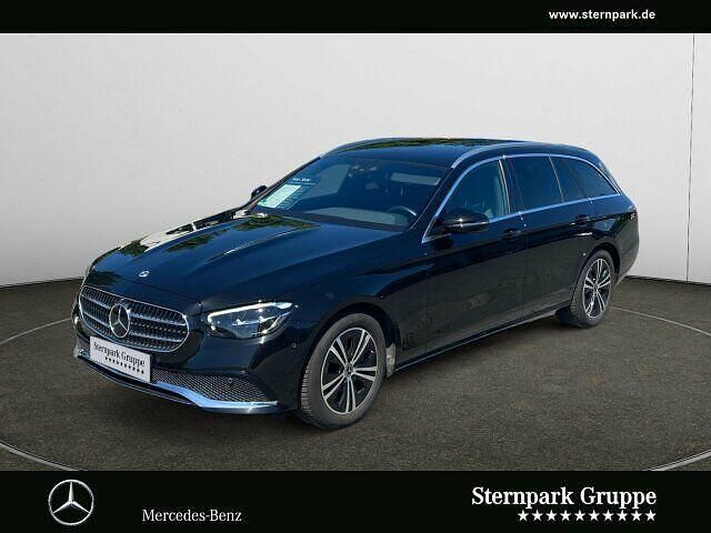 Obsidianschwarz lack Gebraucht 2023 Mercedes E200 Avantgarde Kombi | 39.870 € (Guter Preis) - Bild 1/4