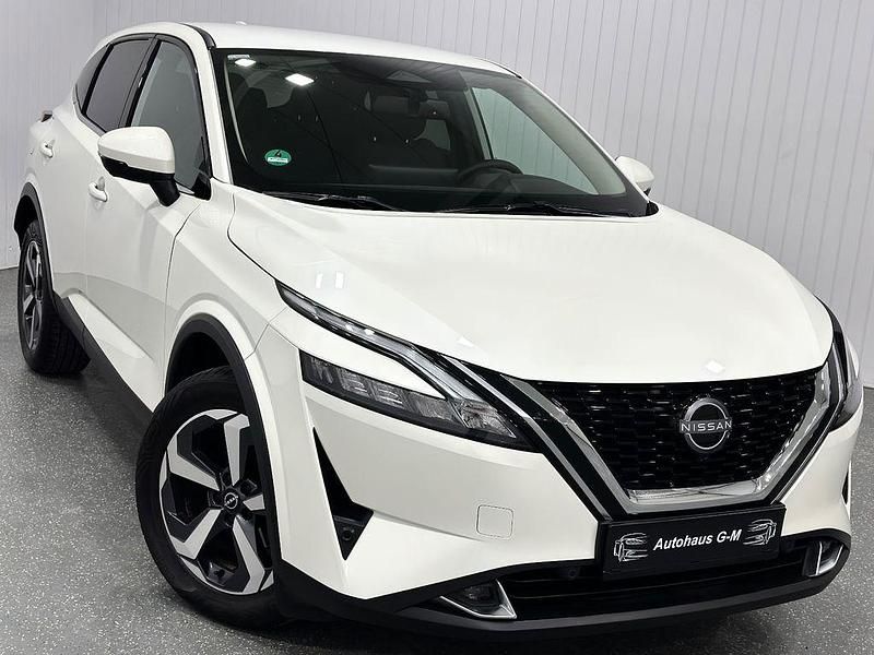 Weiß Gebraucht 2024 Nissan Qashqai 360º SUV | 22.800 € - Bild 1/4