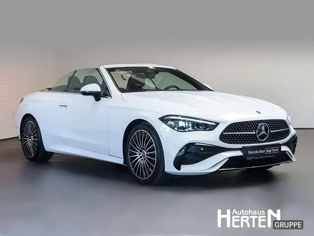Gebraucht Mercedes CLE200 AMG 204 PS (150 kW) 2025 Weiß Cabrio